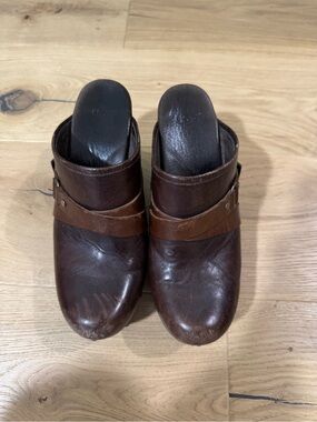 UGG Leather Platform Clogs